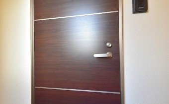 玄関ドア