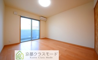 洋室7.5帖
