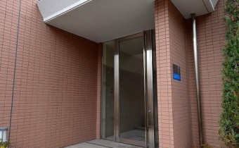 マンションエントランス
