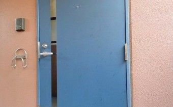 玄関ドア