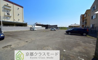 敷地内ガレージ