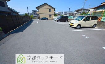 敷地内ガレージ