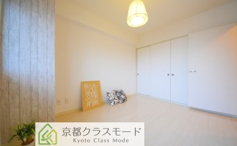Room6