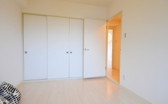 Room6