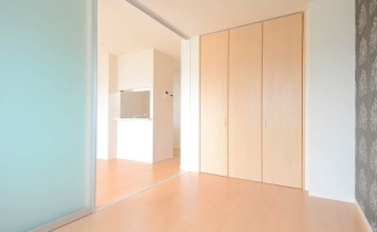 ※室内写真は同建物内・別タイプのお部屋になります。