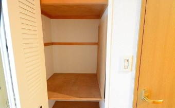 廊下収納