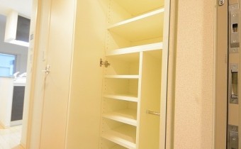 シューズボックス