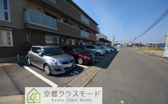 敷地内ガレージ