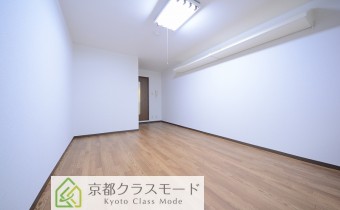 洋室11帖・別アングル