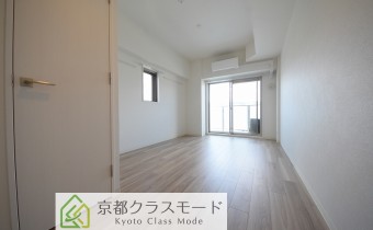 Room 8.7