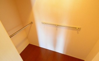 ウォークインクローゼット・別アングル