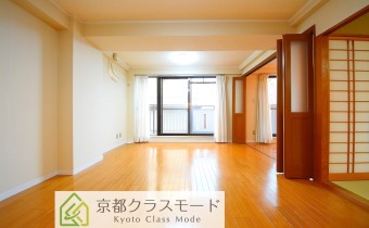 LDK11.7　※室内写真は同マンションの別のお部屋のものです。参考にご覧ください。