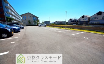 敷地内ガレージ