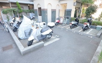 バイク置場