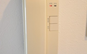 ※室内写真は同マンション内の506号室のものです。