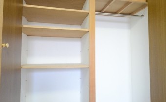 ※室内写真は同マンション内の506号室のものです。