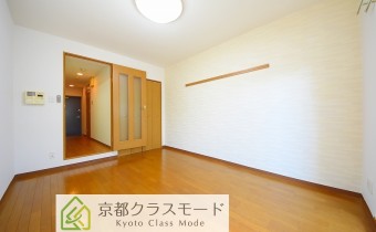 Room8