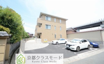 敷地内ガレージ