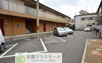 敷地内ガレージ