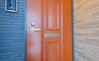 玄関ドア
