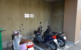 バイク置場