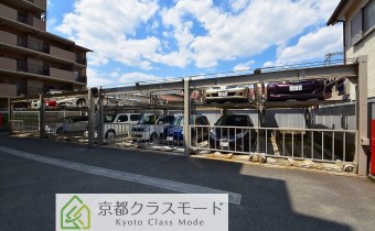 敷地内ガレージ