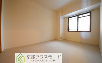 Room 6帖　※室内写真は同マンション内の別のお部屋のものです。参考にご覧ください。