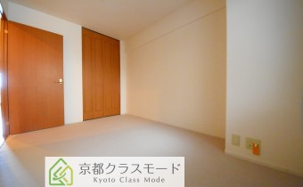 Room 6帖　※室内写真は同マンション内の別のお部屋のものです。参考にご覧ください。