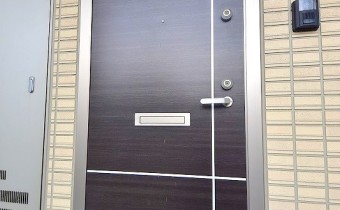 玄関ドア