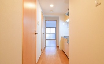 ※室内写真は同マンション内・別タイプの参考画像となります。
