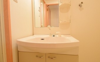 ※室内写真は同マンション内・別タイプの参考画像となります。
