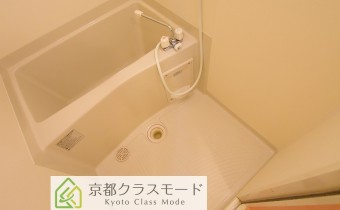 ※室内写真は同マンション内・別タイプの参考画像となります。