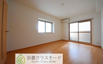 ※室内写真は同マンション内・別タイプの参考画像となります。