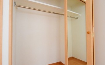 ※室内写真は同マンション内・別タイプの参考画像となります。