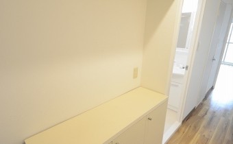 シューズBOX　※同マンション内の別のお部屋のものです。参考としてご覧ください。