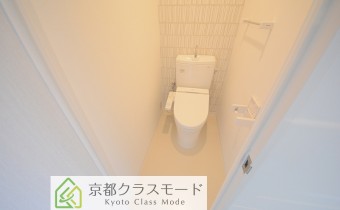 ウォシュレットトイレ　※同マンション内の別のお部屋のものです。参考としてご覧ください。