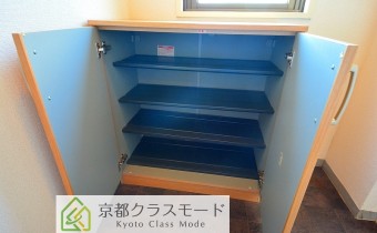 シューズボックス
