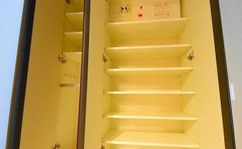※室内写真は同マンション内・別タイプのお部屋の参考画像となります。　