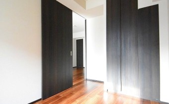※室内写真は同マンション内・別タイプのお部屋の参考画像となります。　