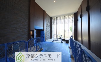 エントランスホール