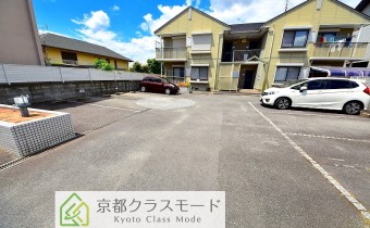 敷地内ガレージ