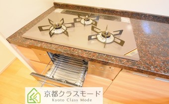 ※室内写真は同マンション内・別タイプの参考画像となります。
