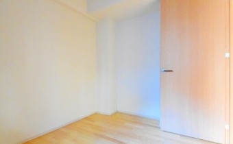 ※室内写真は同マンション内・別タイプの参考画像となります。