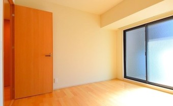 ※室内写真は同マンション内・別タイプの参考画像となります。