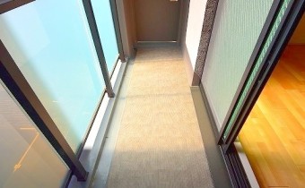 ※室内写真は同マンション内・別タイプの参考画像となります。