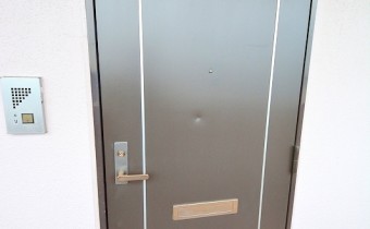 玄関ドア