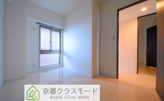 Room ※室内写真は同マンション内の別のお部屋のものです。参考にご覧ください。