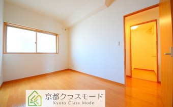 洋室5.7帖・別アングル