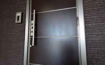 玄関ドア