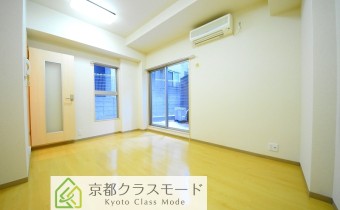 洋室7.8帖